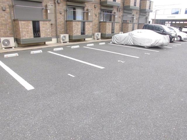 ラグーナ フォンテーヌ（101） 駐車場
