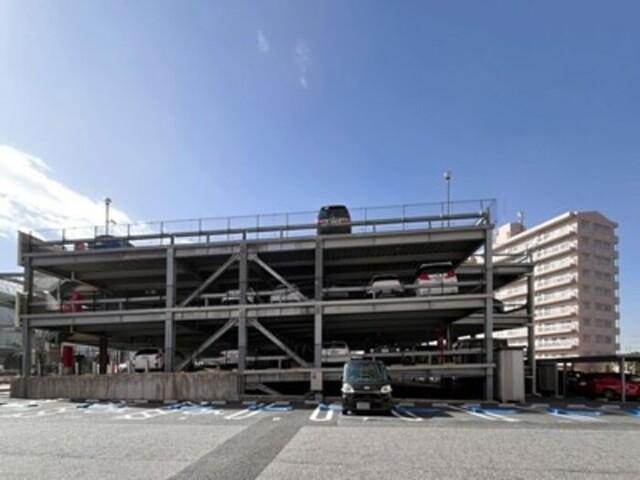 オーシャンビュー壱番館（1302） 駐車場
