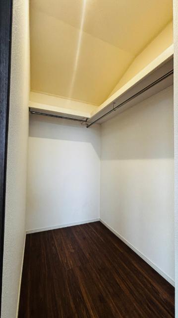 牛久売戸建て 収納