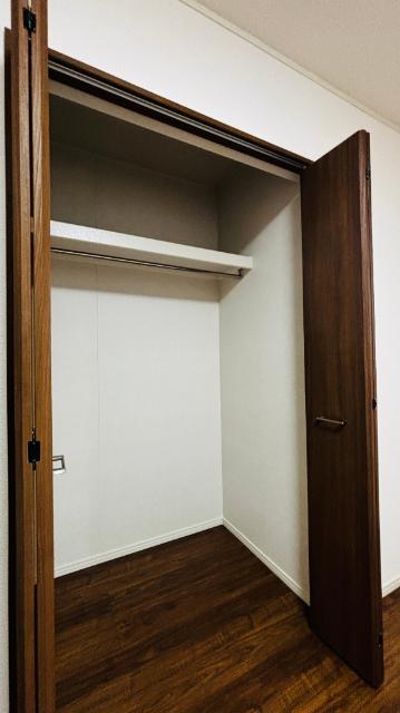 牛久売戸建て 収納