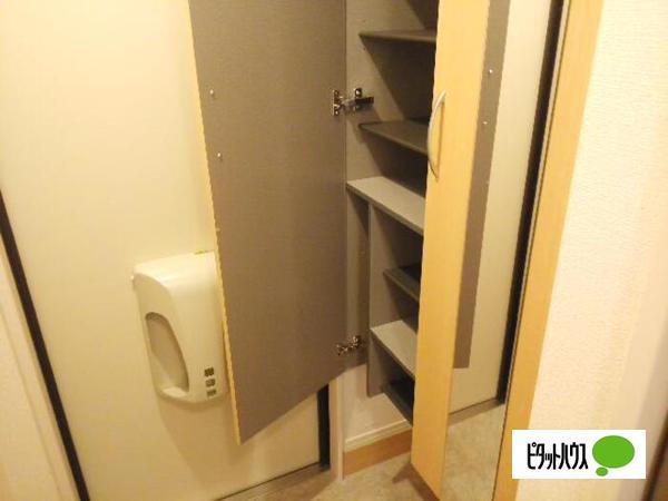ことぶき　壱番館（105） 玄関