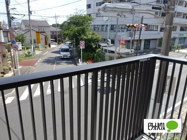 PRAISE　ONE（202） バルコニー