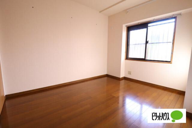 ルーチェ緑が丘A棟（106） 室内
