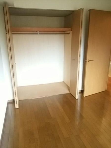 ルーチェ緑が丘A棟（107） 収納