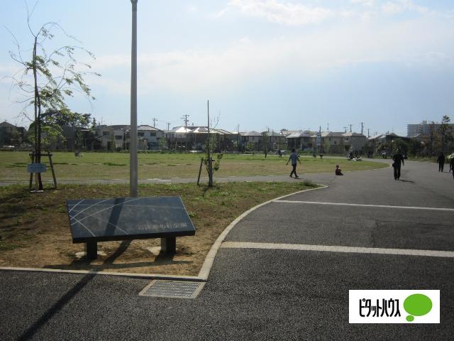 谷津奏の杜公園：1348m