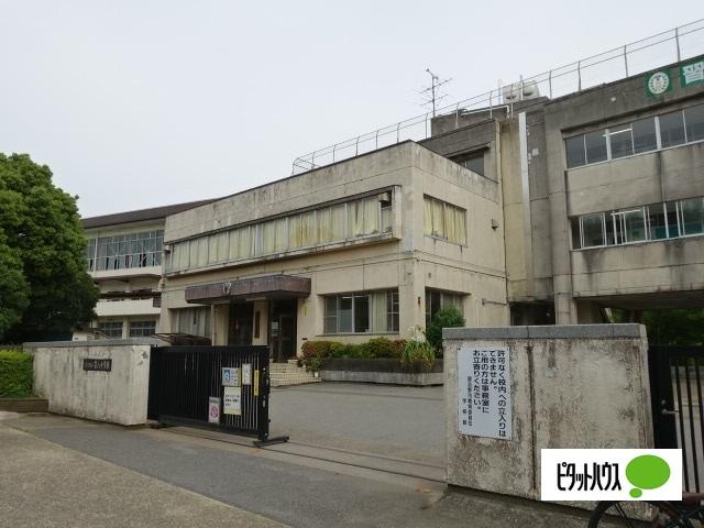 習志野市立第六中学校：731m