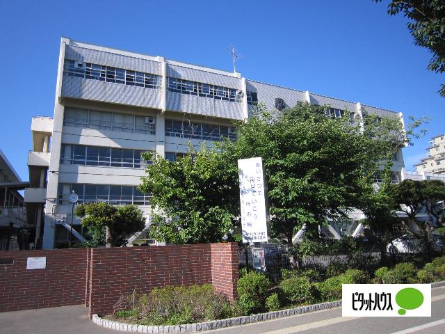 習志野市立第一中学校：720m