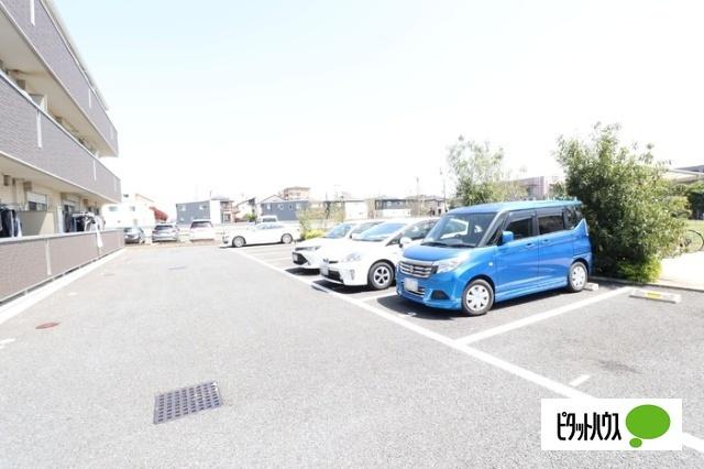 薬円台壱番館　Ｃ（201） 駐車場