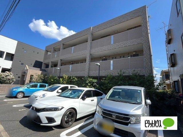 エムネージュ薬円台（106） 駐車場