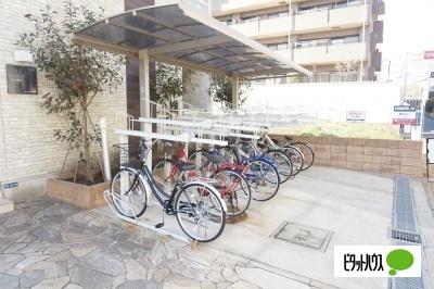 リブリ・ＢＹＺＯ（206） 駐車場