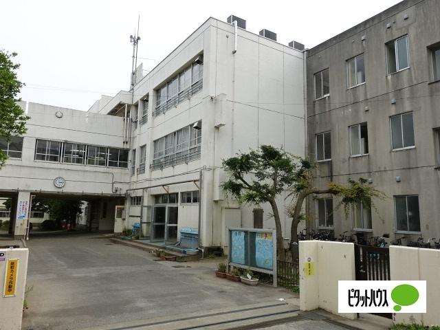 習志野市立屋敷小学校：574m