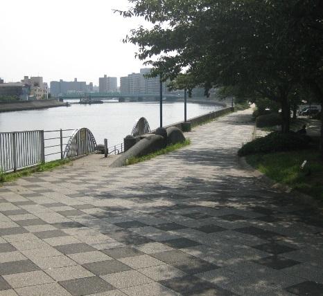 潮鶴橋水際緑道：1106m