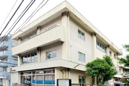 大田区羽田特別出張所：244m