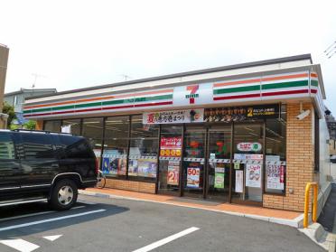 セブンイレブン大田区西蒲田1丁目店：225m