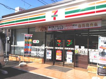 セブンイレブン大田区千鳥町駅前店：178m