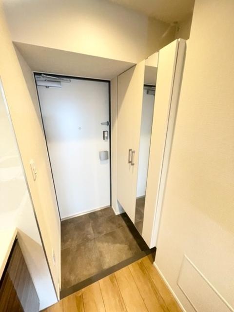 ロイジェント山王（0402） 玄関