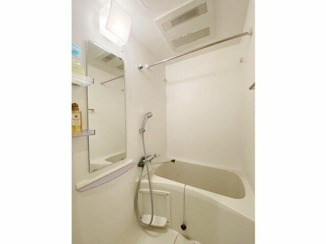 Ｌｏｇ　Ｓｈｉｎａｇａｗａ　Ｓｕｒｆｓｉｄｅ（404） バス／シャワー