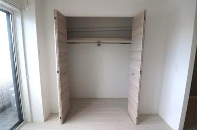 Skye residence塚越（ｽｶｲｴﾚｼﾞﾃﾞﾝｽﾂｶｺﾞｼ）（402） 収納