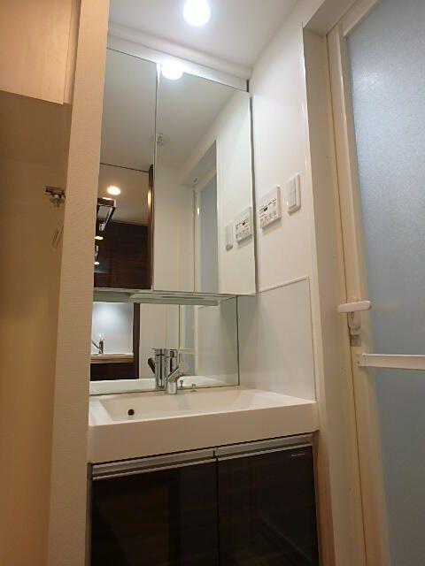 ＸＥＢＥＣ大鳥居ＡＳＹＬＣＯＵＲＴ（703） 洗面