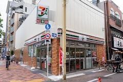 セブンイレブン大田区糀谷駅前店：172m