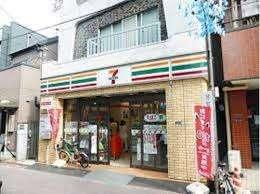 セブンイレブン御嶽山駅前店：138m