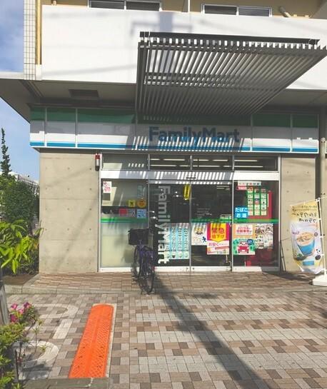 ファミリーマート羽田五丁目店：228m