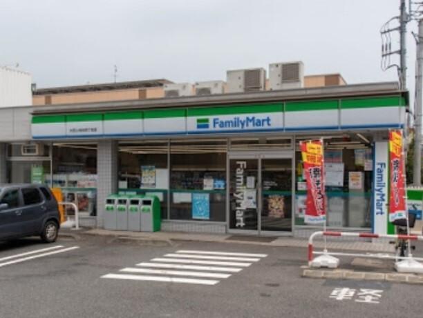 ファミリーマート大田上池台四丁目店：594m