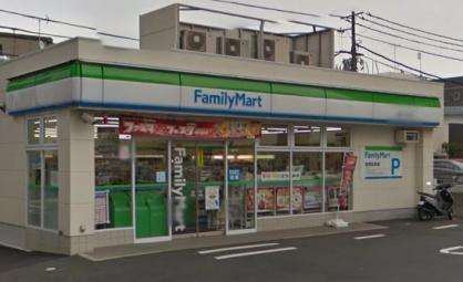 ファミリーマート羽田二丁目店：61m