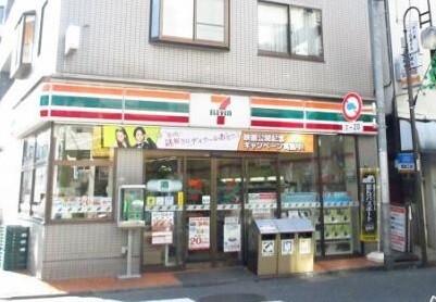 セブンイレブン大田区仲六郷店：238m