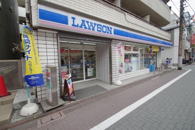 ローソン穴守稲荷店：92m