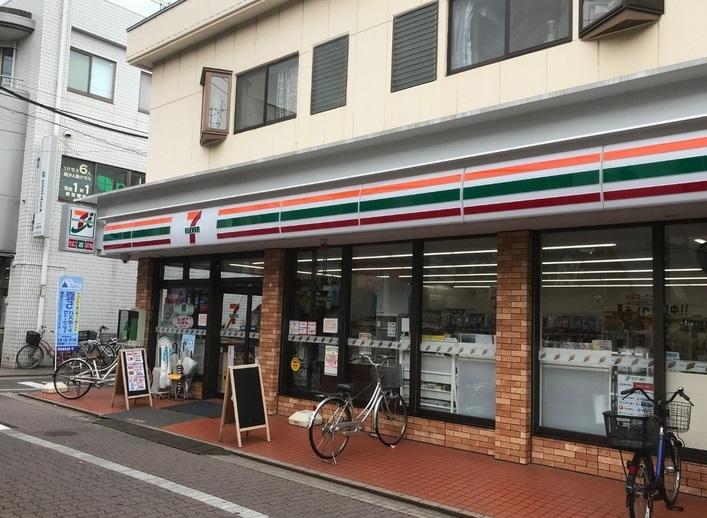 セブンイレブン大田区大森町店：152m