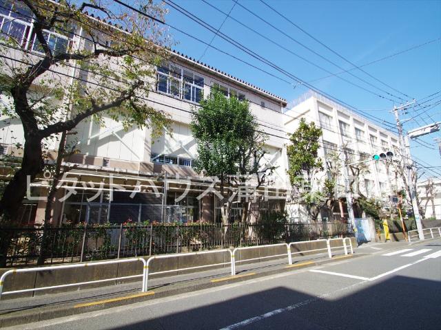 品川区立鈴ケ森小学校：851m