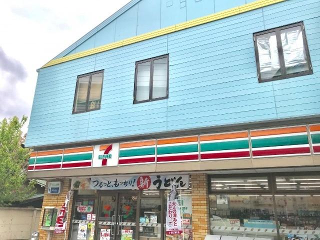 セブンイレブン川崎出来野店：375m