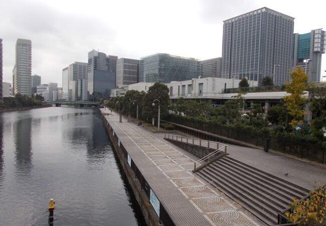 区立高浜運河沿緑地：750m