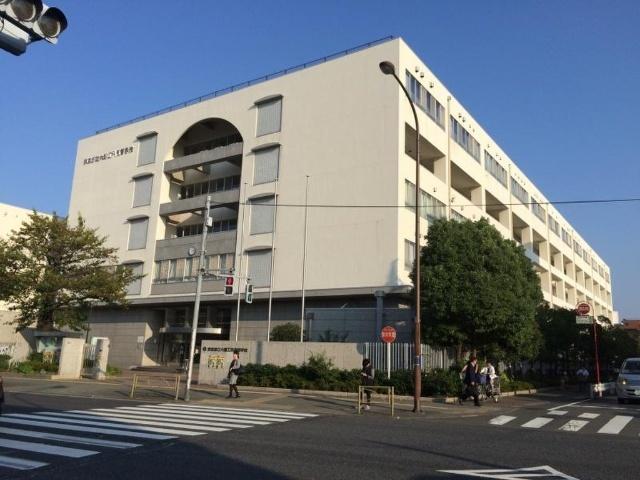 東京都立六郷工科高校：559m