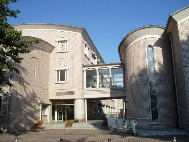 川崎市立看護大学：1568m