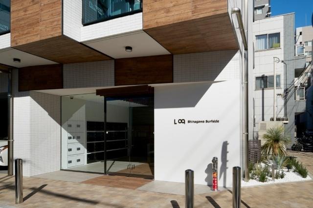 Ｌｏｇ　Ｓｈｉｎａｇａｗａ　Ｓｕｒｆｓｉｄｅ（404） エントランス