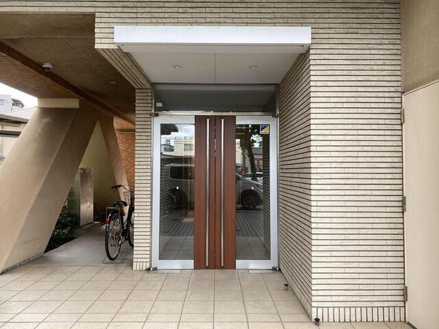 La Waleaina（901） エントランス