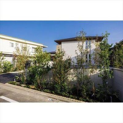 ＲＥＳＩＤＥＮＣＥ　ＫＯＮＯＨＡ（102） その他