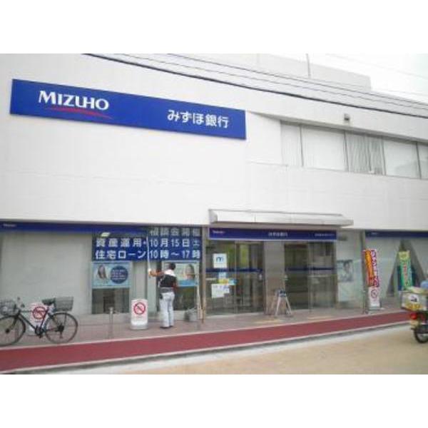 銀行