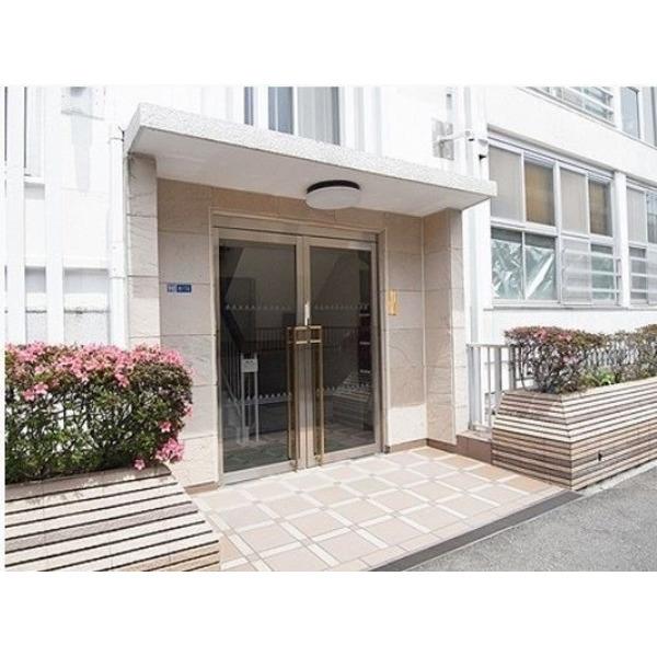 池田山ロイヤルマンション エントランス