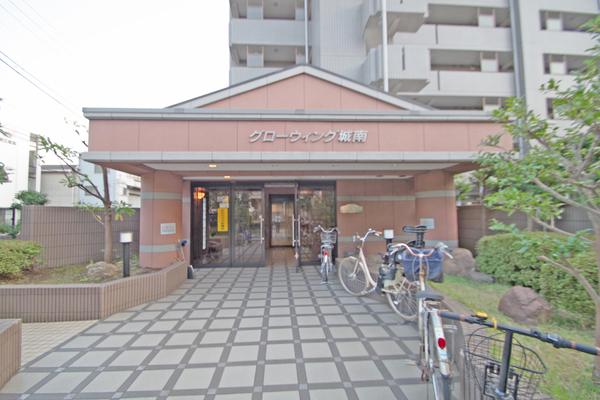 グローウィング城南 エントランス