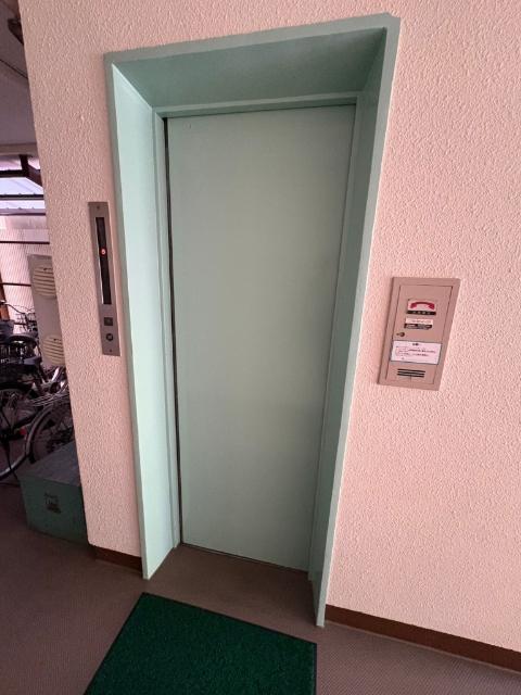 マンションニュー新川 ロビー