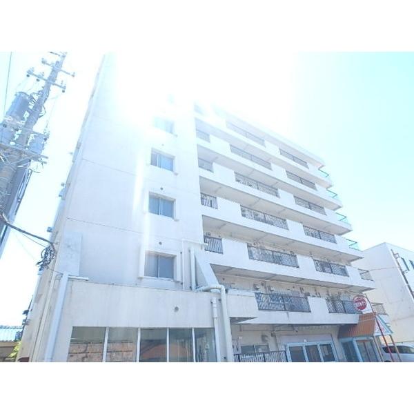 公園が近く、子育てに優しい住環境です。