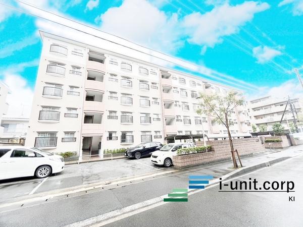 近隣商業施設も充実してます。