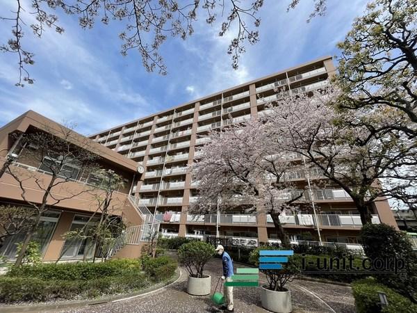 総戸数188戸の大規模マンションです。