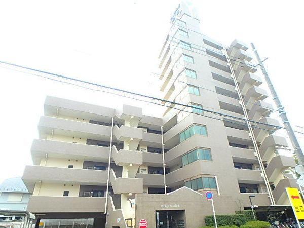 南向きで陽当り良好です。