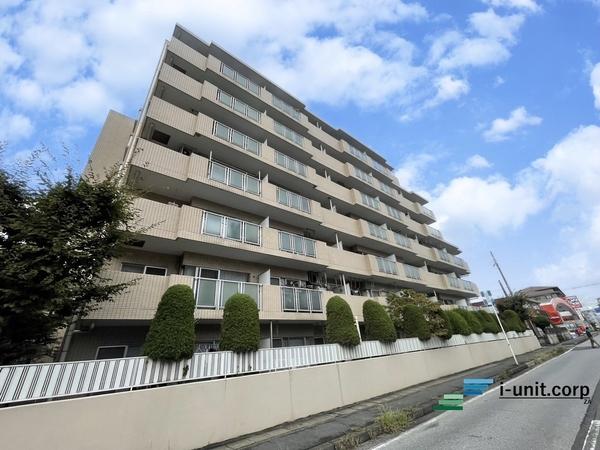 南東向きで陽当り良好です。