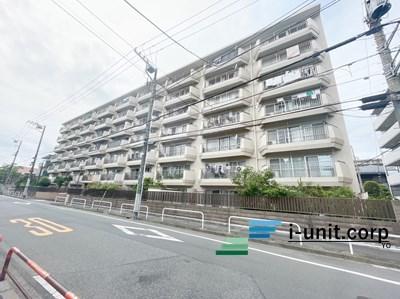 南向きで陽当り良好です。