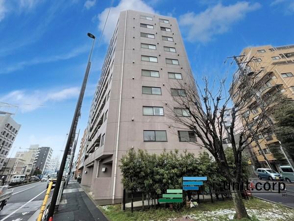 駅徒歩6分の駅近物件です。